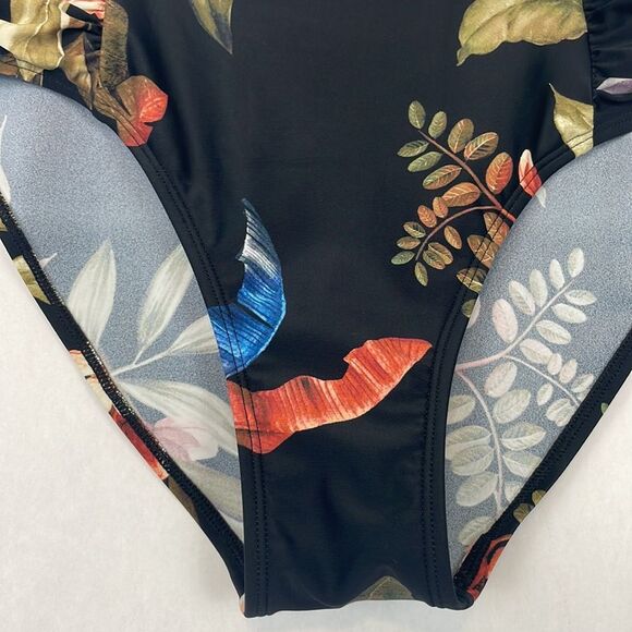 Cupshe Black Floral/ Tropical Print Swim Bikini Bottoms. Size Medium. NWT. - Picture 4 of 12